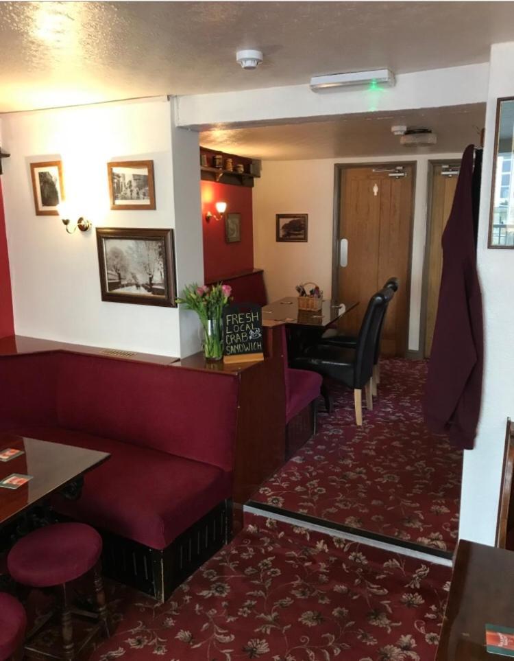 The Royal George Staithes B&B 외부 사진